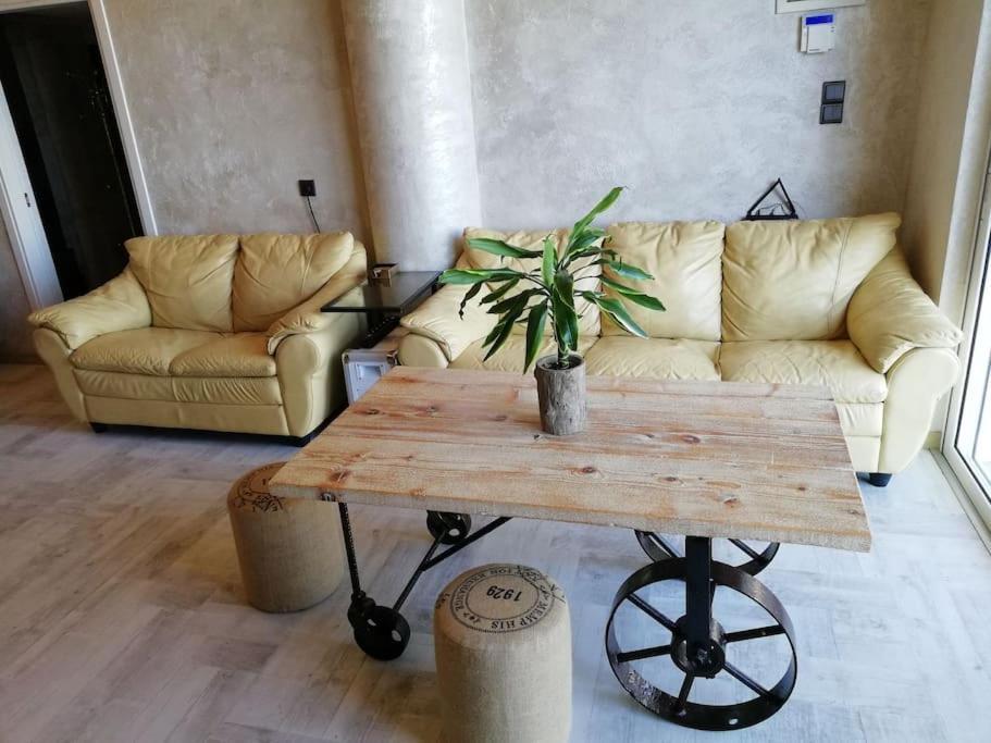 אגיה פלגיה קיתירה Lenico Beachfront Suites מראה חיצוני תמונה