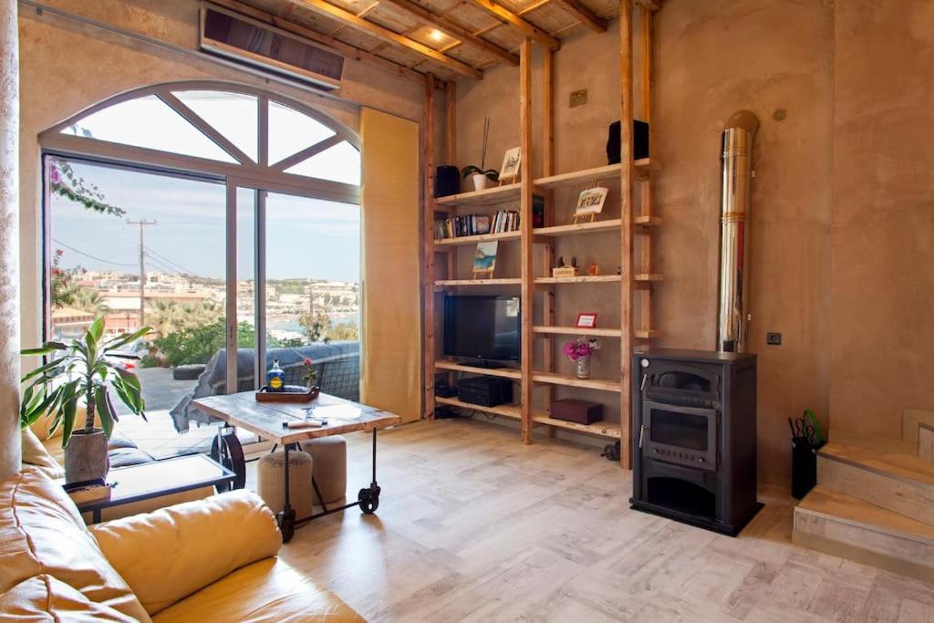 אגיה פלגיה קיתירה Lenico Beachfront Suites מראה חיצוני תמונה