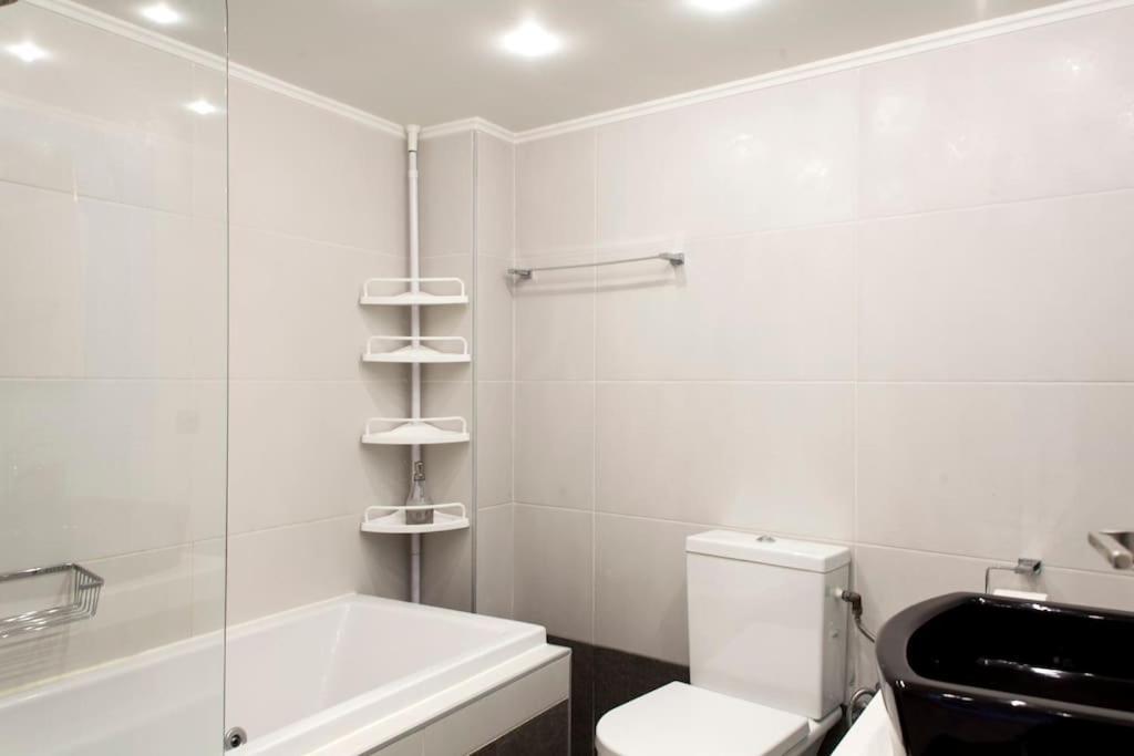 אגיה פלגיה קיתירה Lenico Beachfront Suites מראה חיצוני תמונה