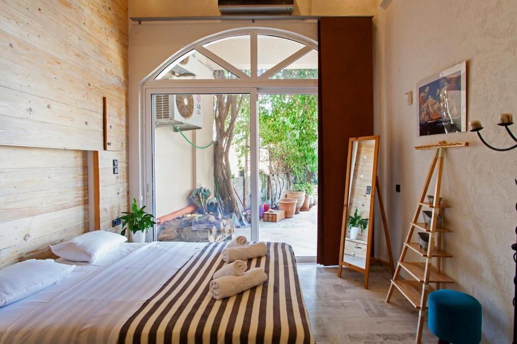 אגיה פלגיה קיתירה Lenico Beachfront Suites מראה חיצוני תמונה
